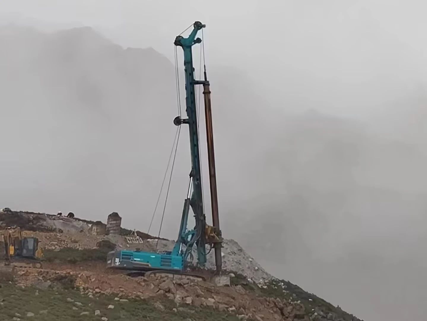 助力天下最高海拔特高压直流输电工程，，，，，壹定发智能旋挖钻机展现硬核实力