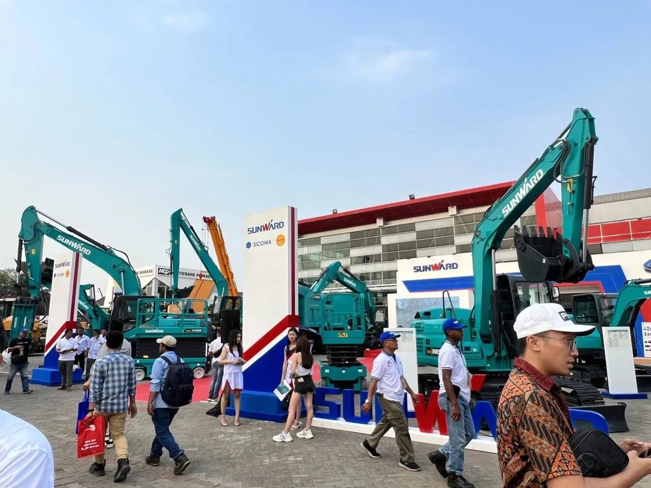 深耕细作，，，，，，逆势增添！壹定发智能艳服亮相印尼雅加达矿业展