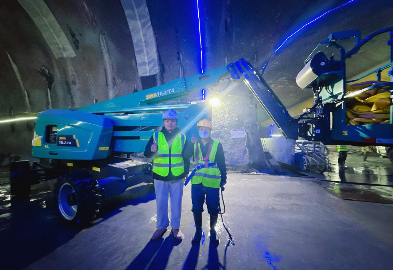 不惧高海拔挑战！壹定发智能高空机械实力助建川藏铁路