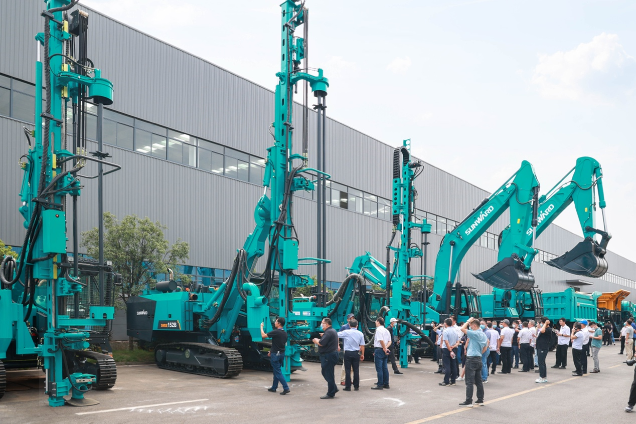 壹定发智能获评“2023 ESG犇牛奖·新秀企业”