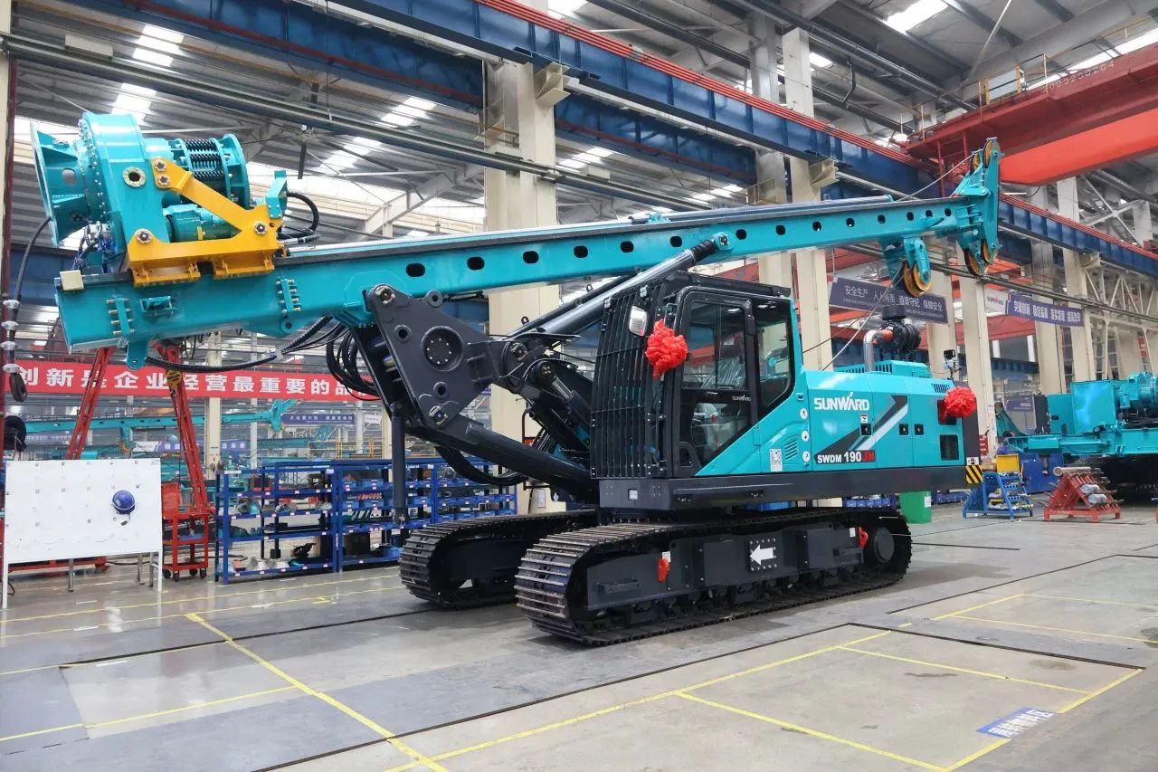 一连火热交付！壹定发智能SWDM190JN旋挖钻机备受天下各地客户青睐