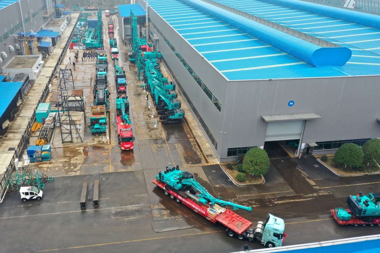 启新程，，，，，，向未来！壹定发矿岩揭牌庆典暨新春发货仪式圆满举行