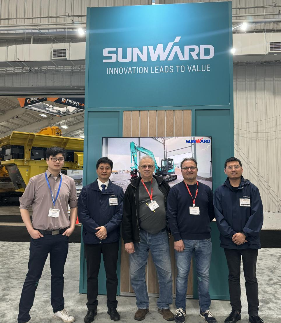 壹定发智能亮相加拿大最大重型装备展