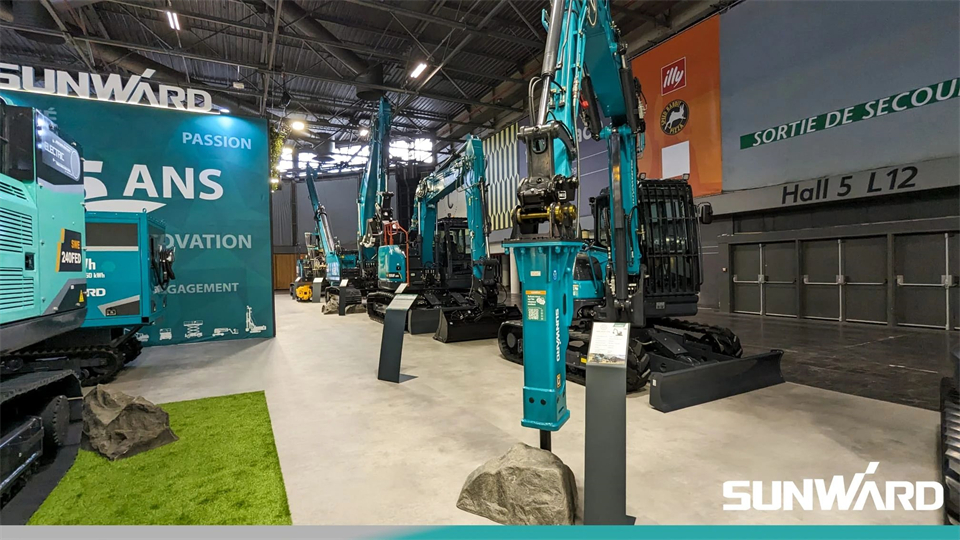 壹定发智能携立异效果亮相2024年法国巴黎工程机械展