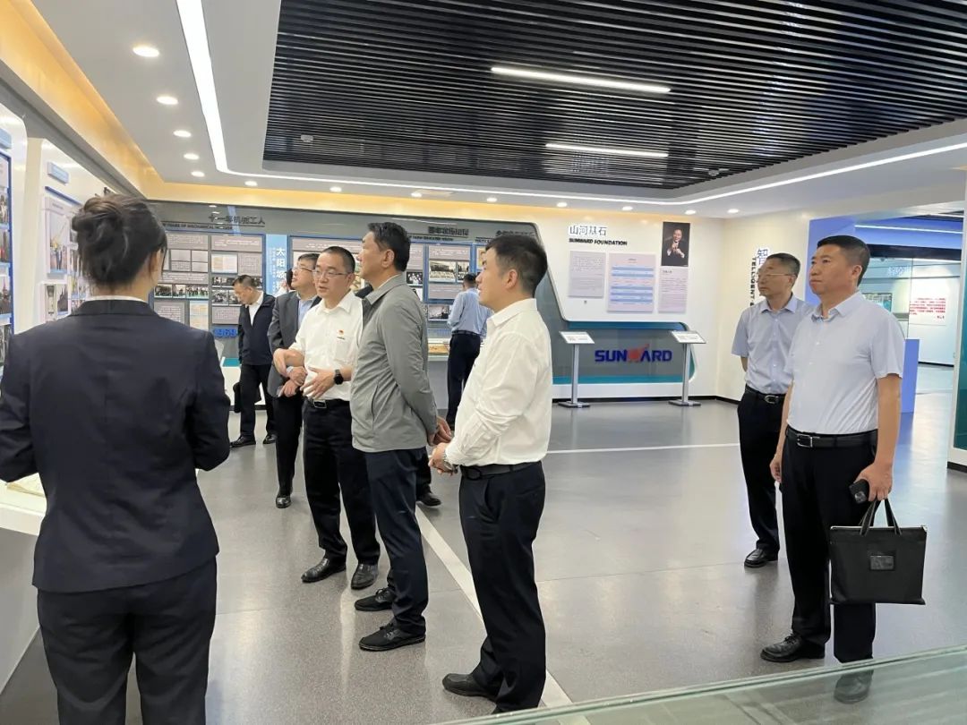 中煤平朔党委书记、董事长陈建一行调研壹定发智能