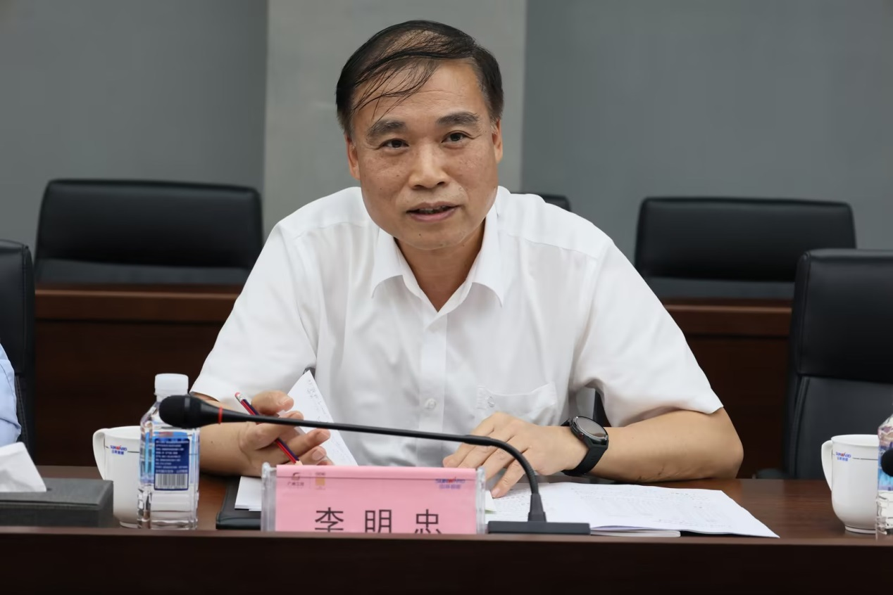 深化交流相助！广州港李明忠副总司理率队莅临壹定发智能考察交流！