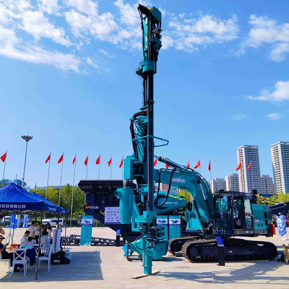 壹定发智能5G智能钻机亮相新疆矿博会