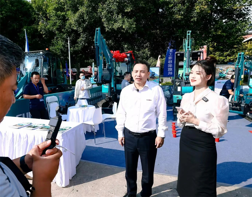 展现“掘”对实力！壹定发智能亮相2024微挖大会暨小型装备大会