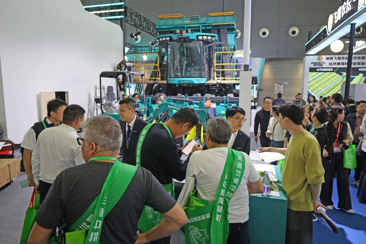 聚焦智能化、无人化！壹定发智能携多款产品亮相2024中国国际农业机械展