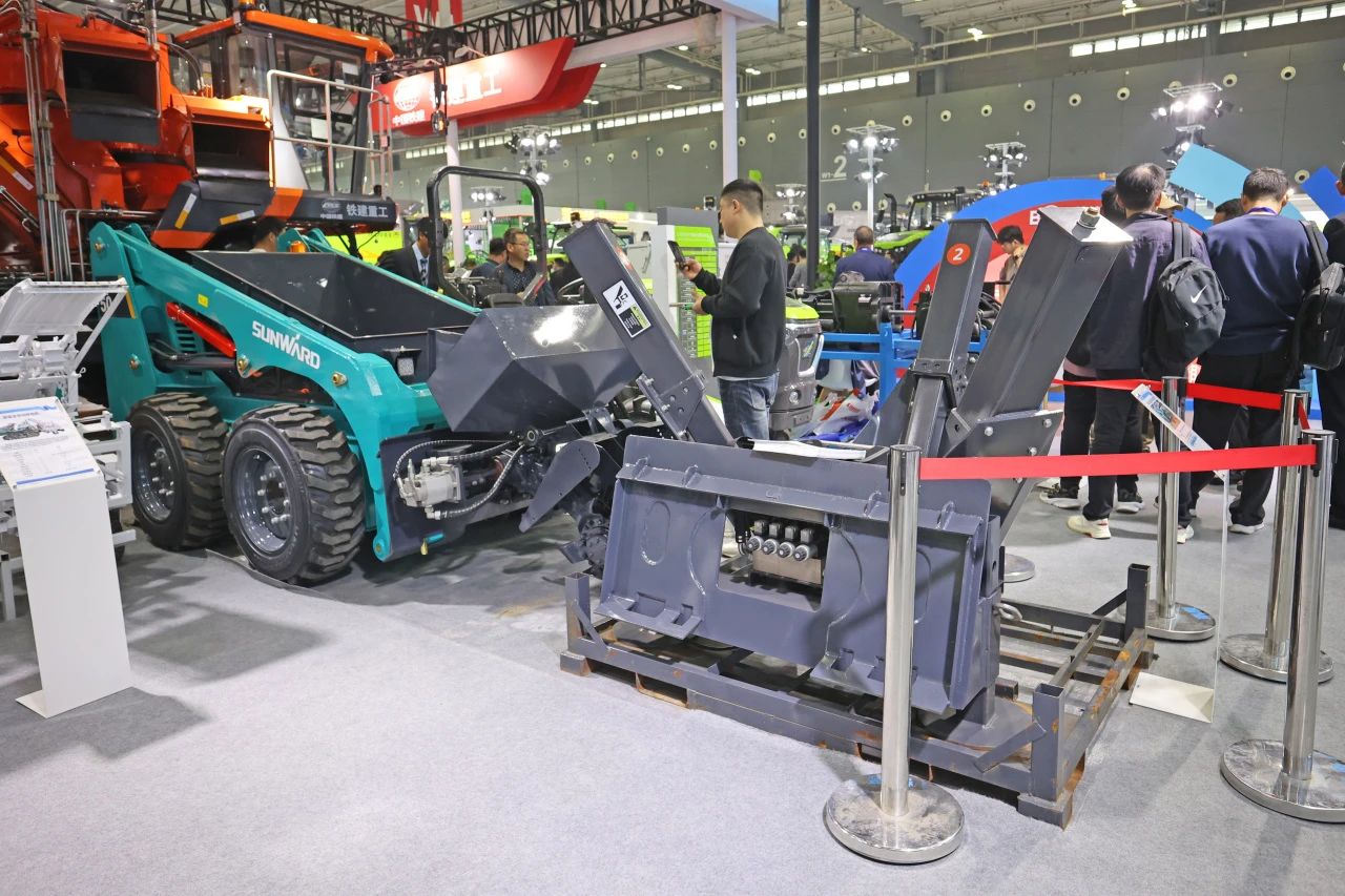 聚焦智能化、无人化！壹定发智能携多款产品亮相2024中国国际农业机械展