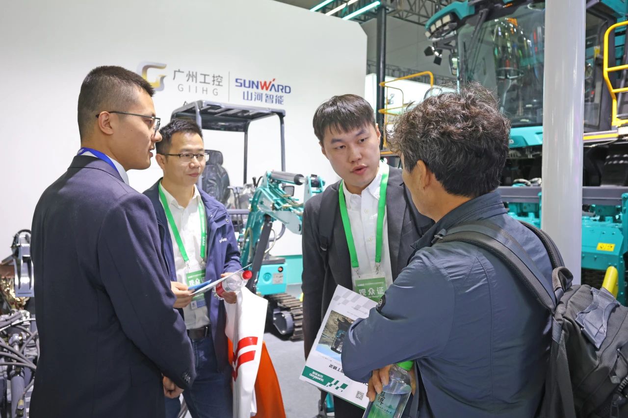 聚焦智能化、无人化！壹定发智能携多款产品亮相2024中国国际农业机械展