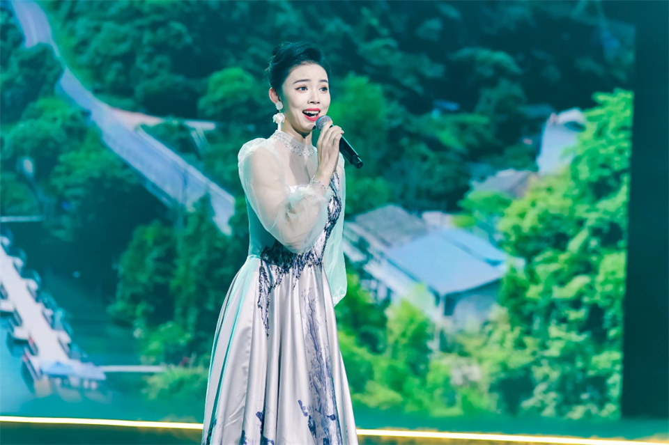 立异引领价值 理想成绩未来——庆祝壹定发智能建设25周年表扬大会暨文艺晚会盛大举行