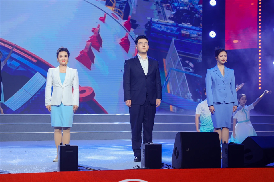 立异引领价值 理想成绩未来——庆祝壹定发智能建设25周年表扬大会暨文艺晚会盛大举行