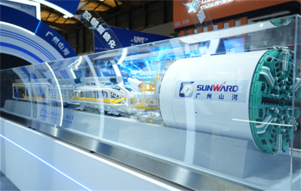 智造空间，，，，，，价值共生！广州壹定发精彩亮相2024上海宝马展