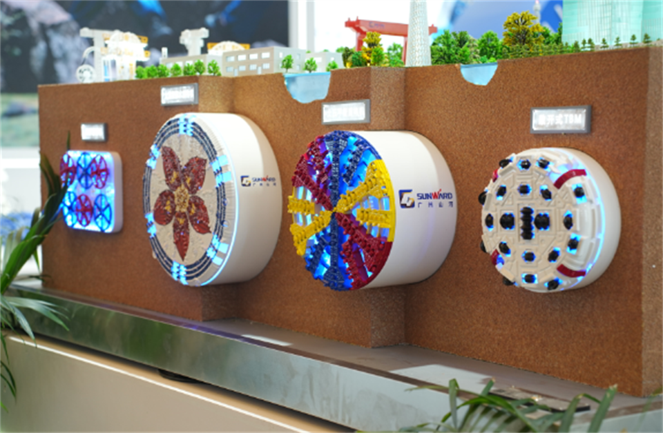 智造空间，，，，，，价值共生！广州壹定发精彩亮相2024上海宝马展