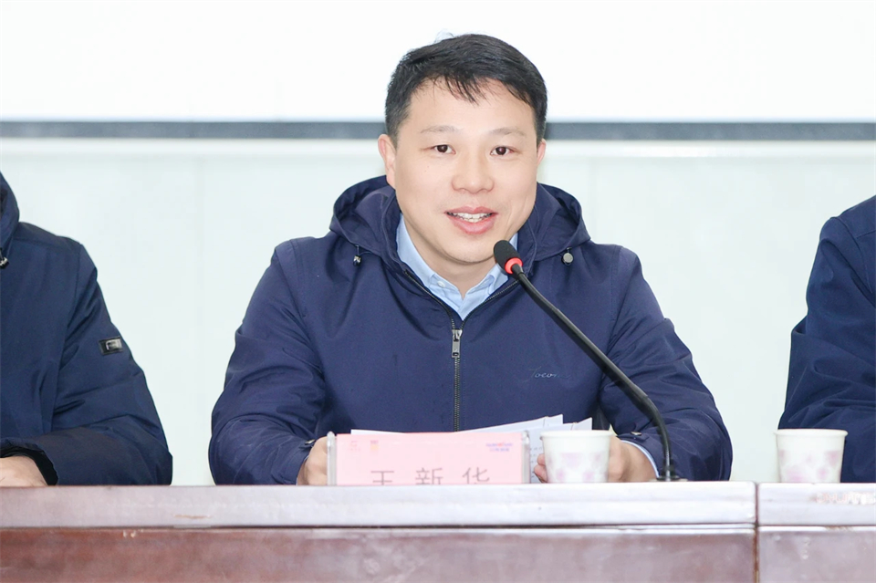 长龙街道、壹定发智能召开首届年货盛惠暨送春联文化惠民活动事情聚会