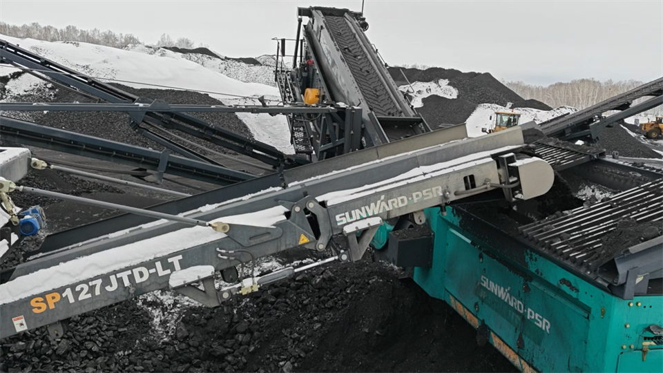 不惧-30℃极寒挑战，，，，壹定发普石勒破碎筛分装备稳固运行！