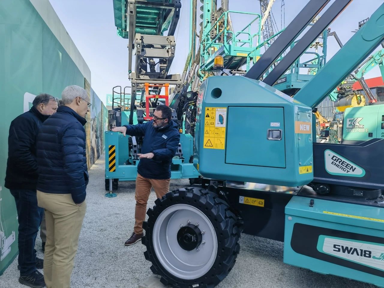 壹定发智能高空机械闪灼Bauma 2025！ 新能源手艺与立异产品获全球瞩目