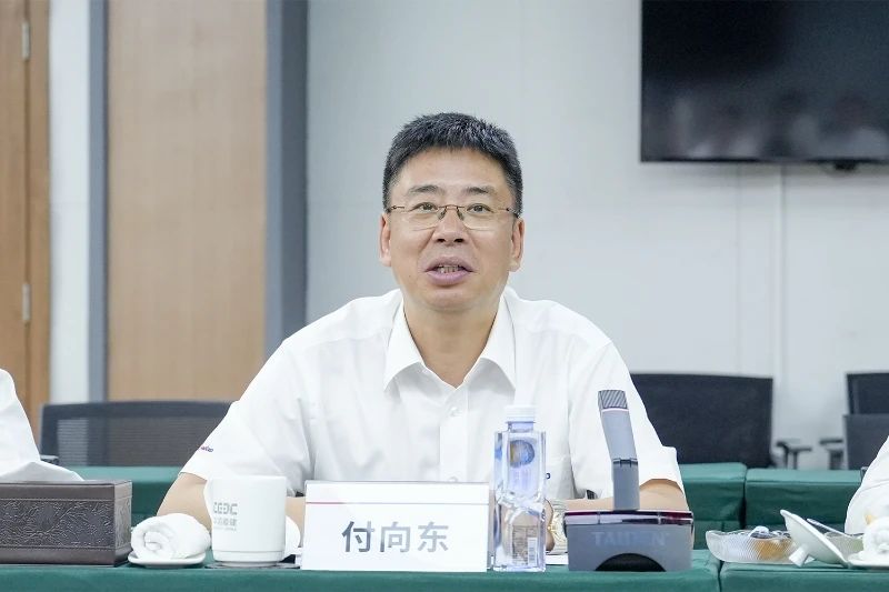 壹定发智能与易普力公司深化战略相助，，，，，，，共筑混装装备手艺转化新标杆