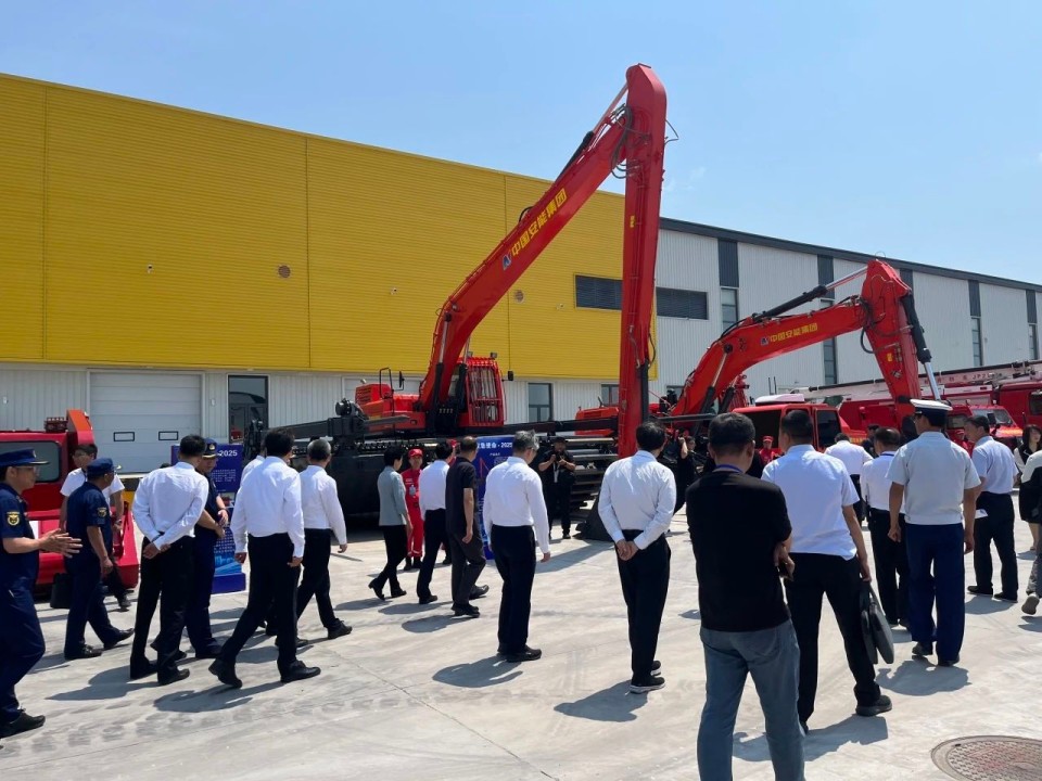 硬核破解“最后一公里”难题，，，，壹定发智能应抢救援装备助力“应急使命·2025”演习！
