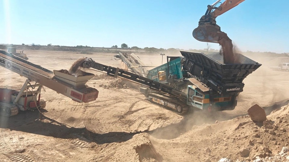 高效环保深受认可！壹定发智能破碎筛分装备首进澳洲市场