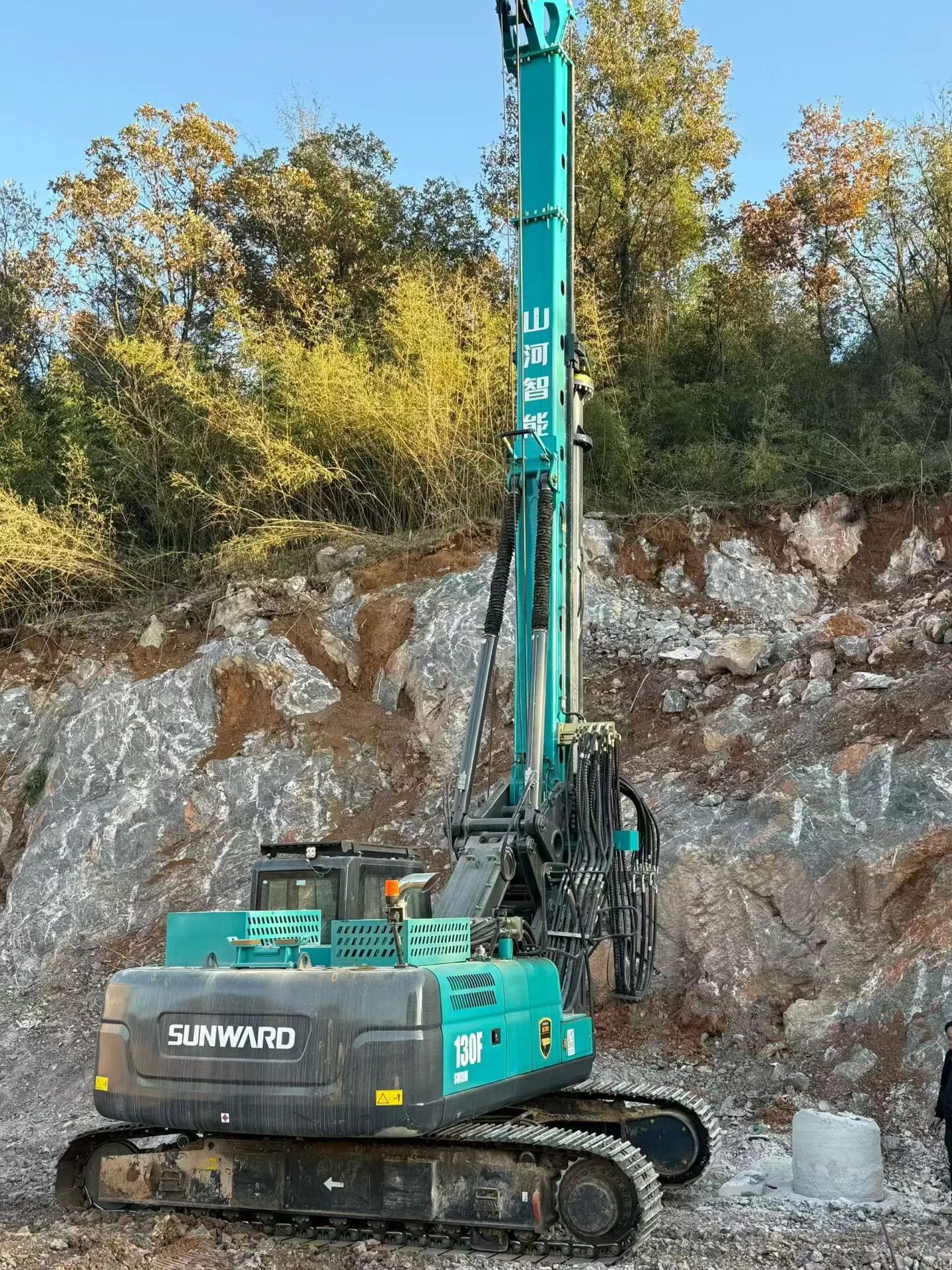 从国家重点工程到墟落安居建设，，，，，壹定发智能旋挖钻机实现跨场景继续