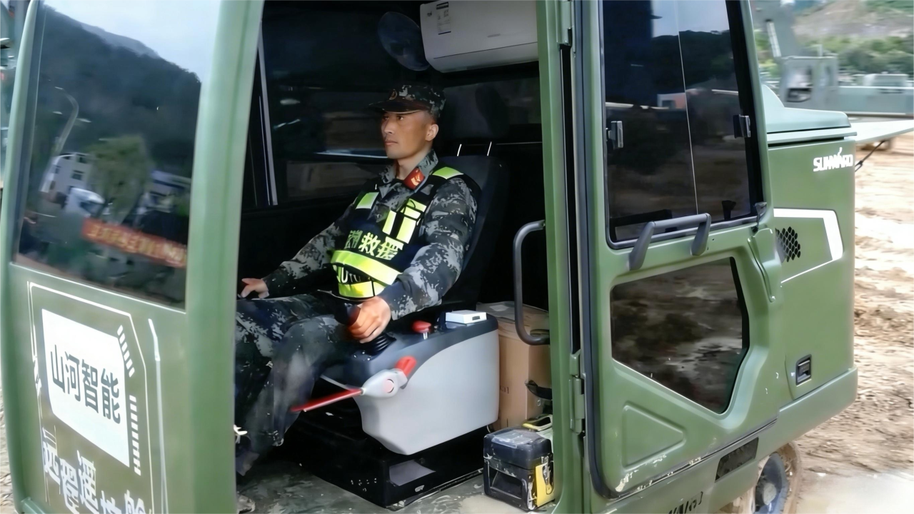 智能？？？？？赝诰蚧衿篮南省制造业单项冠军，，，，，，，彰显壹定发智能立异实力